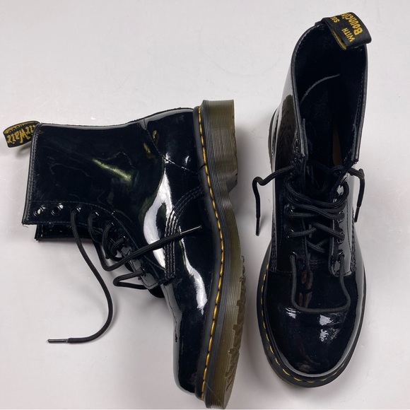 DR. MARTENS 1460 Womens Black Patent Leather Lace Up Boots - Picture 4 of 11